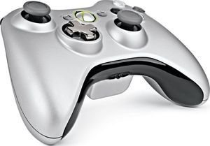 Microsoft Xbox 360 Wireless Controller silber mit Play & Charge Kit (item no. 90408087) - Picture #3