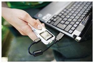 Philips Digital Voice Tracer DVT 615 hellweiss/platin-chrom (item no. 90446941) - Picture #2
