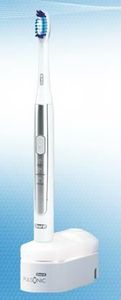 Braun Oral-B Pulsonic Slim Zahnbürste weiss/silber (Art.-Nr. 90452317) - Bild #2