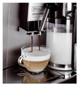 DeLonghi Perfecta ESAM 5600 Kaffeevollautomat aluminium (item no. 90452440) - Picture #1