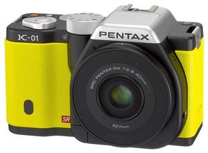 Pentax K-01 smc DA 18-55mm gelb/schwarz (item no. 90456330) - Picture #1