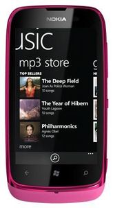 Nokia Lumia 610 WP7 magenta (item no. 90459640) - Picture #2